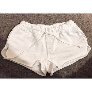 MOLLY GREEN Halsey shorts size M